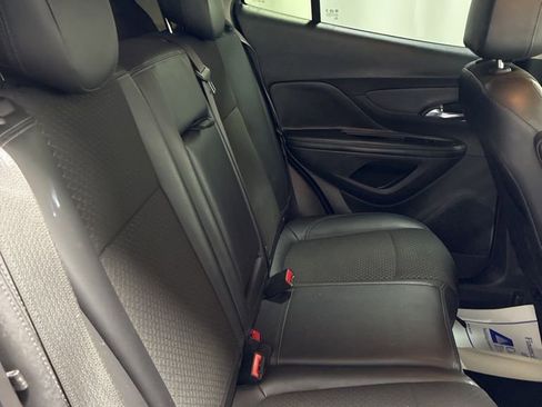 Used 2019 Buick Encore Sport Touring image 22