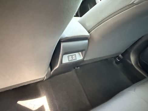 Certified 2025 Toyota Corolla LE FWD image 23