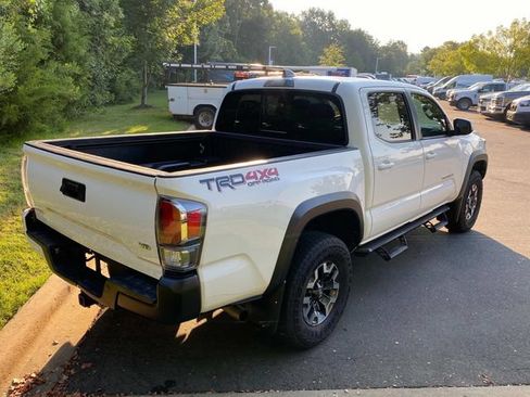 Used 2023 Toyota Tacoma TRD Off-Road w/ TRD Premium Off Road Package AWD/4WD image 32