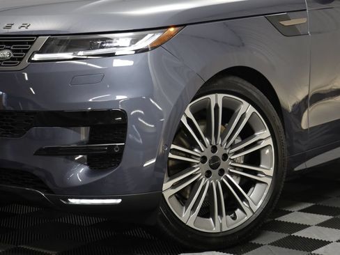 Certified 2026 Land Rover Range Rover Sport SE AWD/4WD image 3