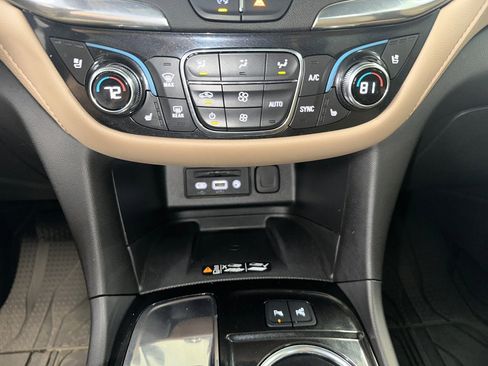 Certified 2023 Chevrolet Equinox Premier image 17