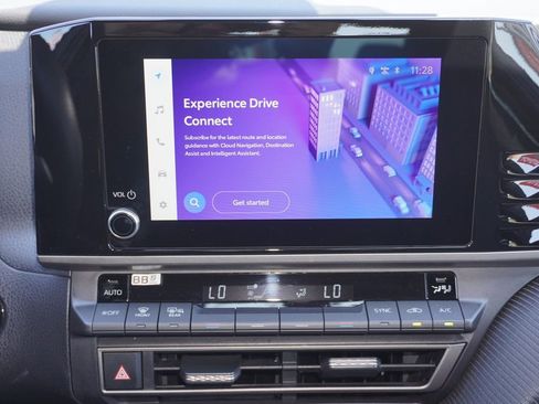 Certified 2025 Toyota Camry SE FWD image 15