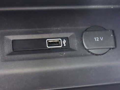 Used 2018 Volkswagen Atlas Launch Edition image 23