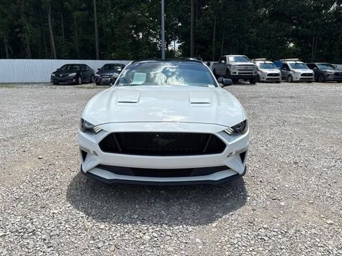 Used 2022 Ford Mustang GT Premium w/ Black Accent Package RWD image 2