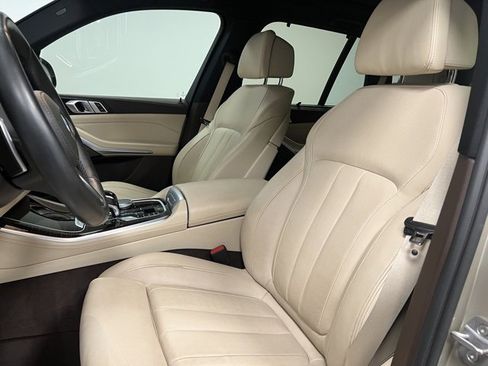 Used 2019 BMW X5 xDrive40i w/ M Sport Package image 22