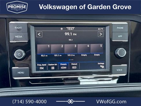 Used 2024 Volkswagen Jetta SE FWD image 27