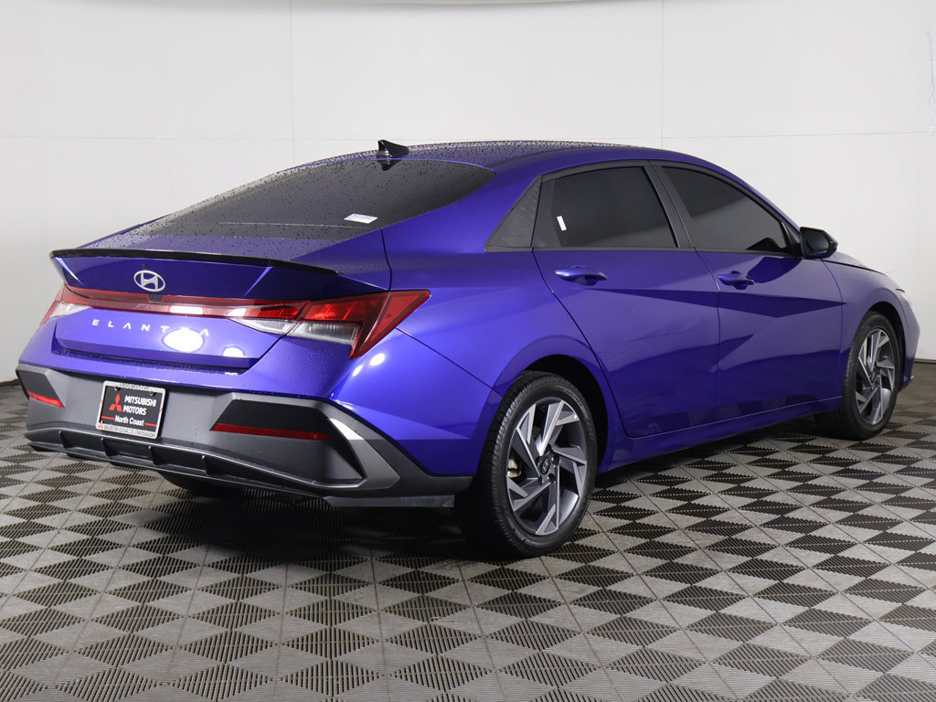 Used 2025 Hyundai Elantra Sport FWD image 8