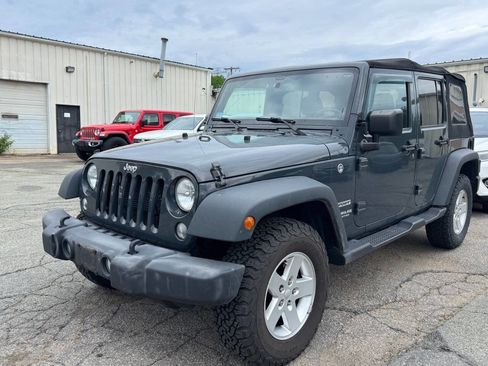 Used 2017 Jeep Wrangler Unlimited Sport w/ Quick Order Package 24S AWD/4WD image 1