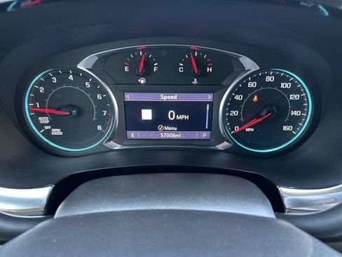 Used 2023 Chevrolet Traverse LT w/ LT Premium Package FWD image 11