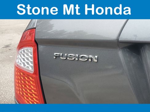 Used 2012 Ford Fusion SE image 10