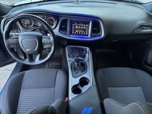 Used 2022 Dodge Challenger GT RWD image 12