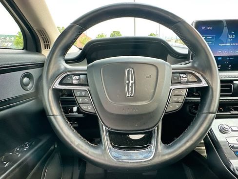 Certified 2023 Lincoln Nautilus Reserve w/ Equipment Group 201A AWD/4WD image 18