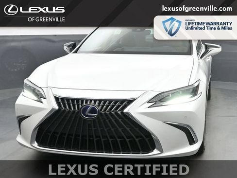 Certified 2022 Lexus ES 300h Ultra Luxury w/ Accessory Package 2 FWD image 3