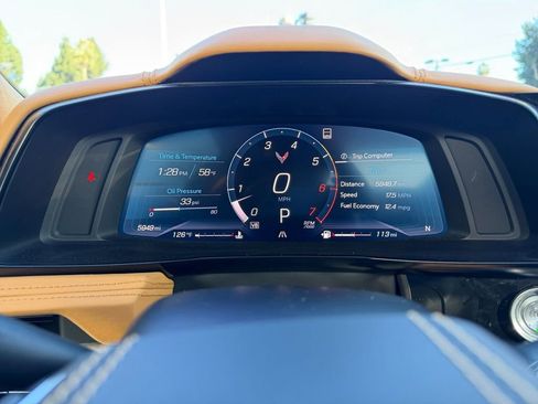 Used 2022 Chevrolet Corvette Stingray Premium Conv w/ Z51 Performance Package image 19