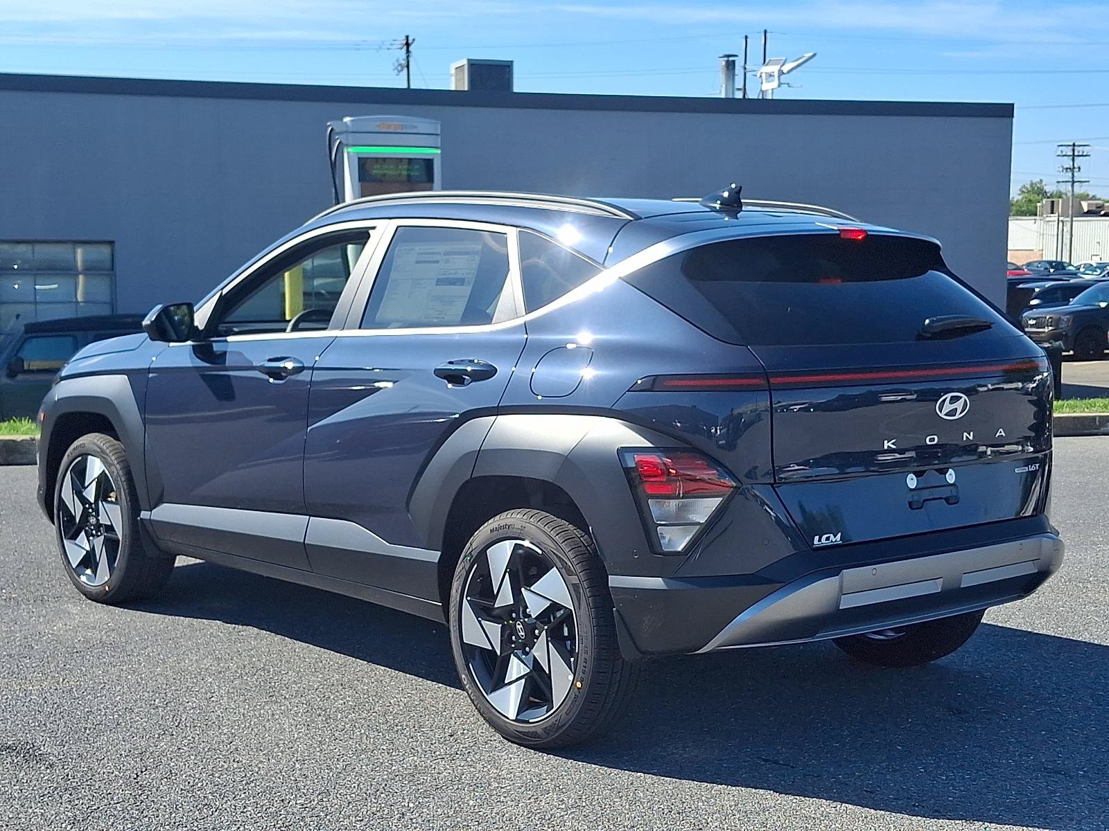 New 2027 Hyundai Kona Limited AWD/4WD image 4