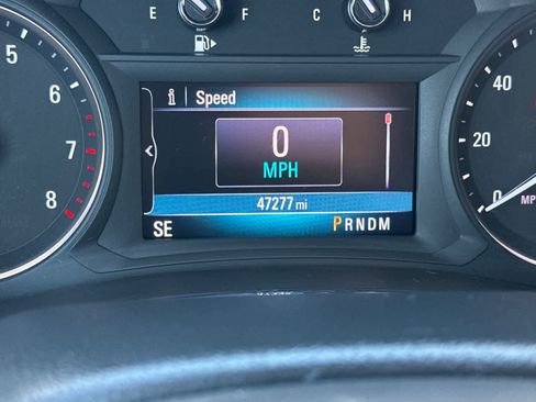 Used 2019 Buick Encore Preferred image 28