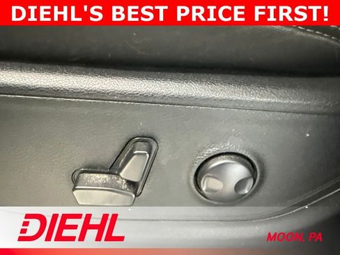 Used 2024 RAM 1500 Big Horn AWD/4WD image 17