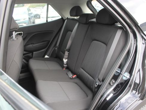 New 2026 Hyundai Venue SE FWD image 13
