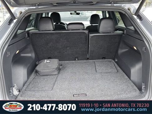 Used 2022 Volkswagen Atlas Cross Sport SE image 30