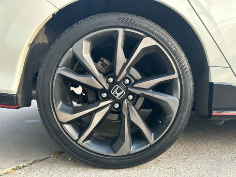 Used 2017 Honda Civic Sport image 25