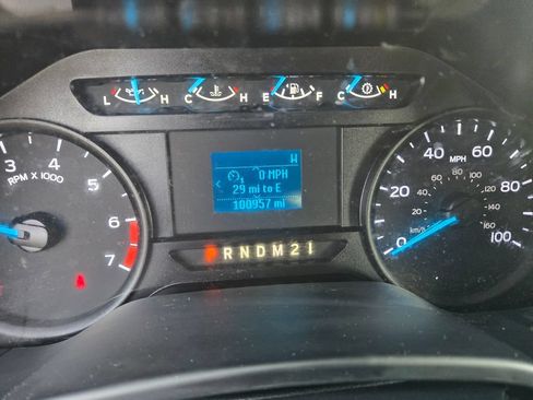 Used 2022 Ford F250 XL w/ Power Equipment Group RWD image 11