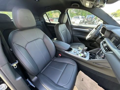 New 2026 Alfa Romeo Stelvio Sprint w/ Convenience Package AWD/4WD image 14