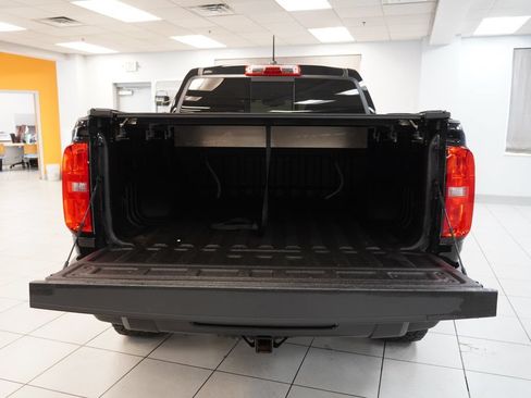 Used 2022 Chevrolet Colorado ZR2 AWD/4WD image 9