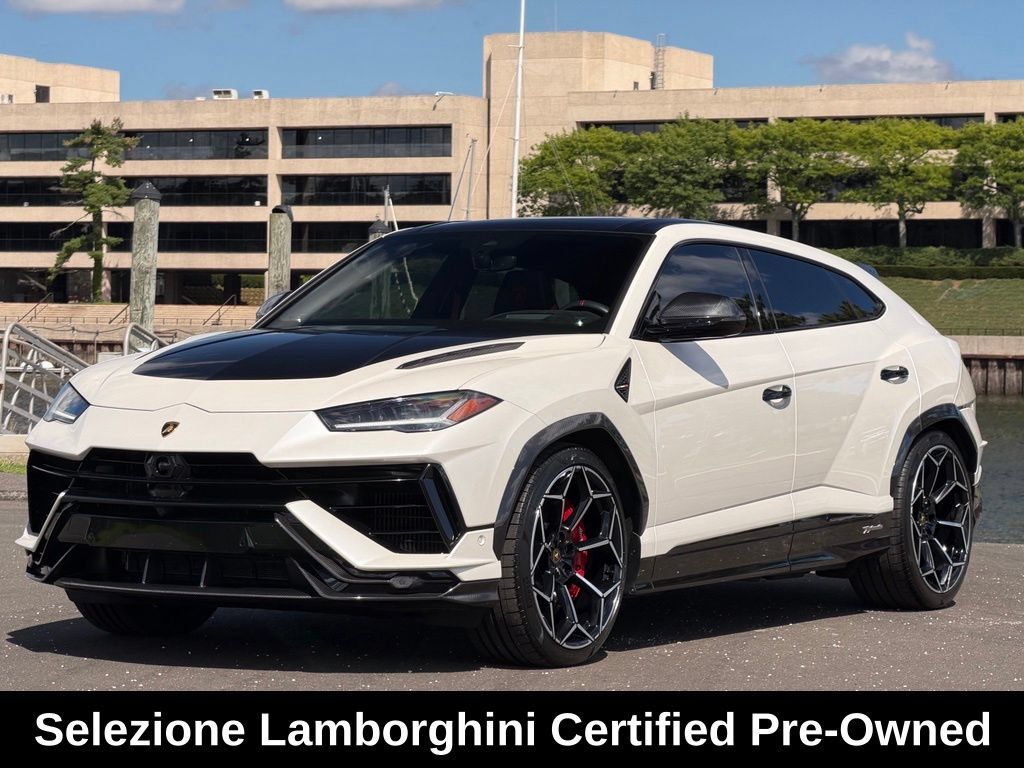 Used 2024 Lamborghini Urus Performante AWD/4WD image 1