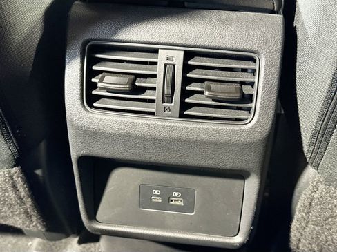 Used 2022 Nissan Rogue SV AWD/4WD image 27