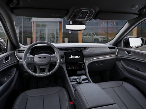 New 2025 Jeep Grand Cherokee L Limited image 14