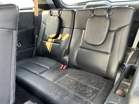 Used 2023 Ford Explorer XLT w/ Equipment Group 202A AWD/4WD image 10