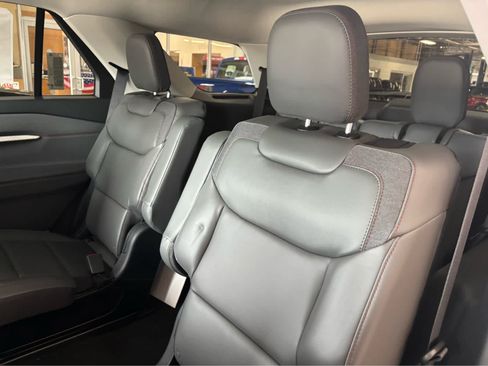 New 2026 Ford Explorer Active w/ Active Comfort Package AWD/4WD image 27