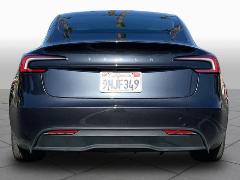 Used 2024 Tesla Model 3 Standard Range RWD image 4