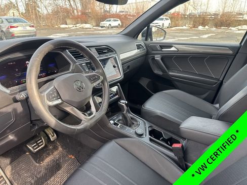 Certified 2023 Volkswagen Tiguan SE R-Line image 14