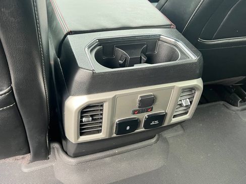 Used 2019 Ford F150 Lariat w/ Equipment Group 502A Luxury AWD/4WD image 18