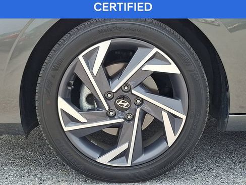 Certified 2025 Hyundai Elantra Sport FWD image 27