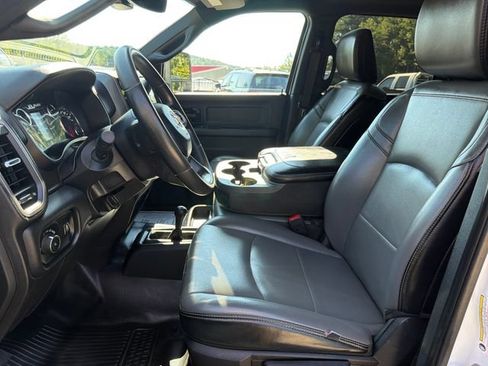 Used 2023 RAM 2500 Tradesman w/ Convenience Group AWD/4WD image 11