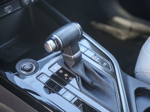 Used 2023 Kia Niro EX Touring image 20