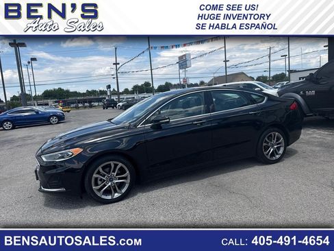 Used 2019 Ford Fusion SEL FWD image 1