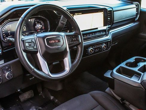 Used 2023 GMC Sierra 1500 Elevation image 15