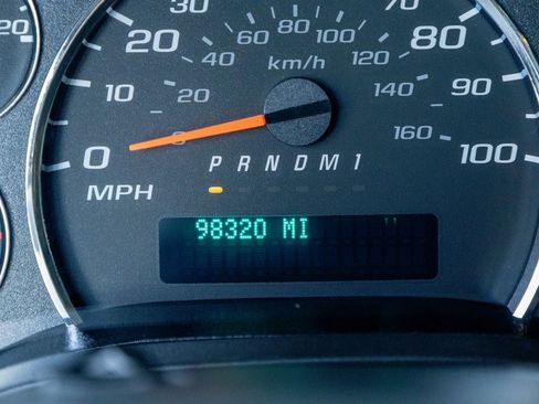 Used 2021 Chevrolet Express 2500 w/ Enhanced Convenience Package image 15