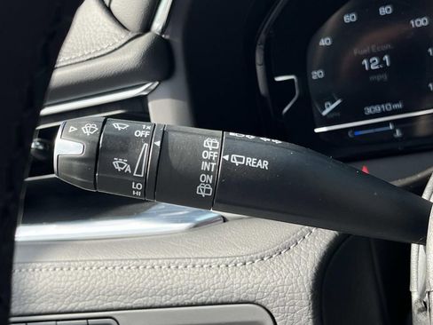 Used 2023 GMC Yukon XL Denali image 32