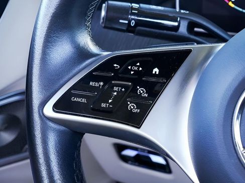 Used 2024 Mercedes-Benz CLE 300 4MATIC Cabriolet image 44