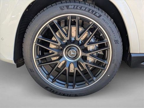 New 2026 Mercedes-Benz GLS 63 AMG 4MATIC image 15