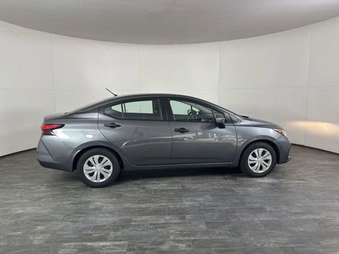 Used 2024 Nissan Versa S image 4