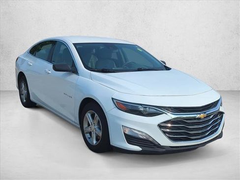 Used 2023 Chevrolet Malibu LS FWD image 3