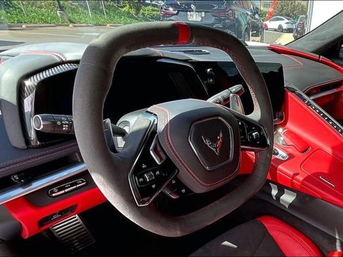 Used 2022 Chevrolet Corvette Stingray Premium Cpe w/ Z51 Performance Package image 14