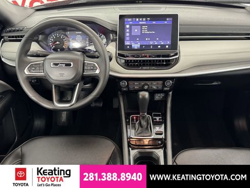 Used 2025 Jeep Compass Limited AWD/4WD image 22
