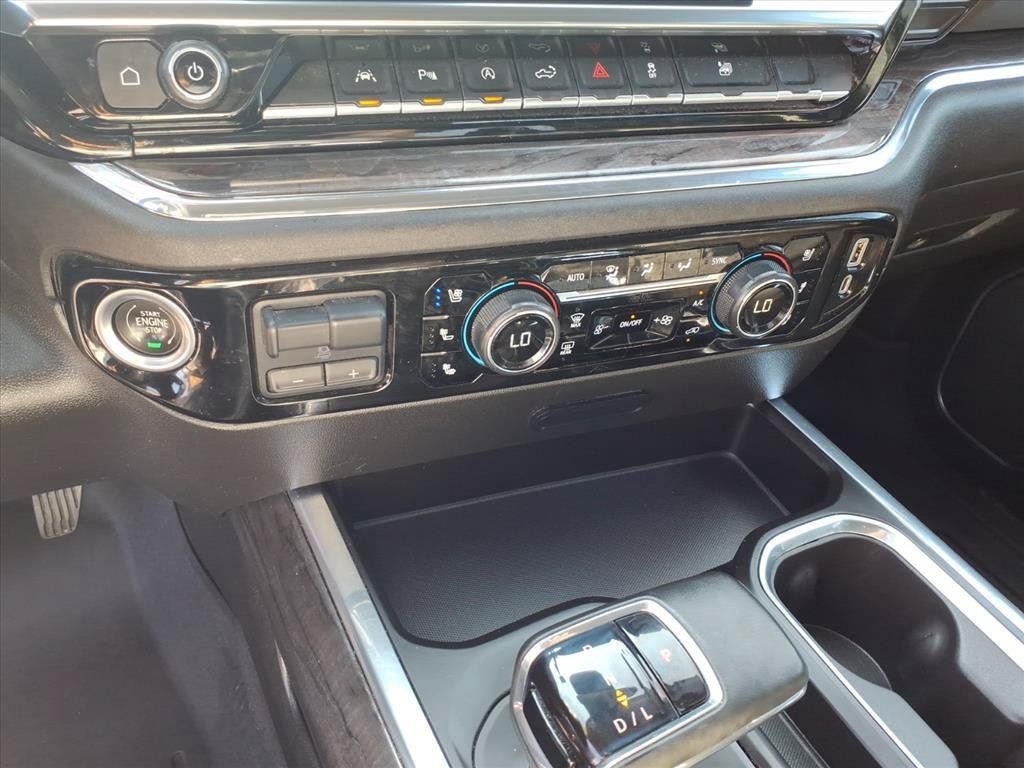 Used 2023 Chevrolet Silverado 1500 LTZ AWD/4WD image 22
