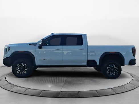 Certified 2025 GMC Sierra 2500 AT4X image 4